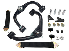 Load image into Gallery viewer, Tuff Country 11-19 Chevy Silverado 2500HD 4x4 &amp; 2wd Uni-Ball Upper Control Arms Pair