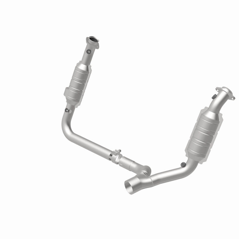 MagnaFlow Conv DF RAM Pickup 2006 8 5.7L Magnaflow