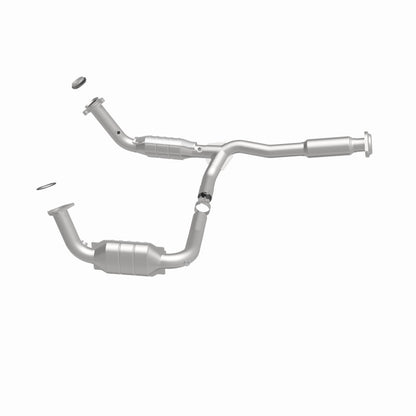 MagnaFlow Conv DF 05-06 GMC Envoy XL Denali Magnaflow