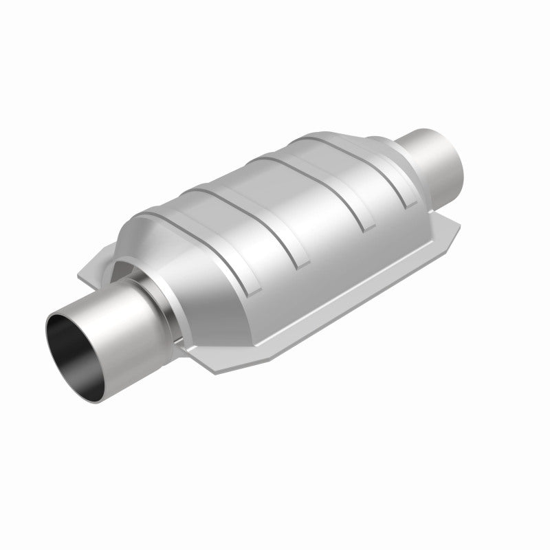 MagnaFlow Conv Univ 2.25 inch Inlet/Outlet Center/Center Oval (CA OBDII) Magnaflow