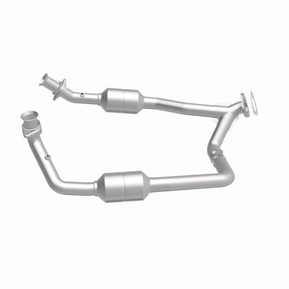 Magnaflow 2003 Ford E-350 Super Duty 5.4L Direct Fit Converter Magnaflow