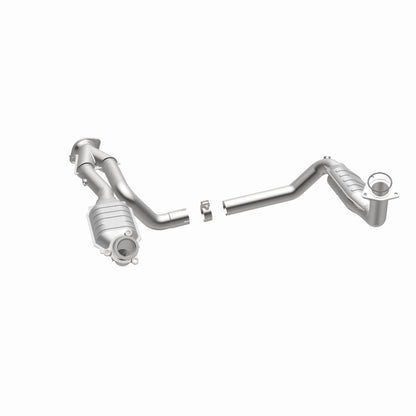 MagnaFlow Conv DF 02-06 Cadillac Truck. 8 5.3L Dual Conv. Y-Pipe Assy 2wd/Chevy Truck 99-07 Magnaflow