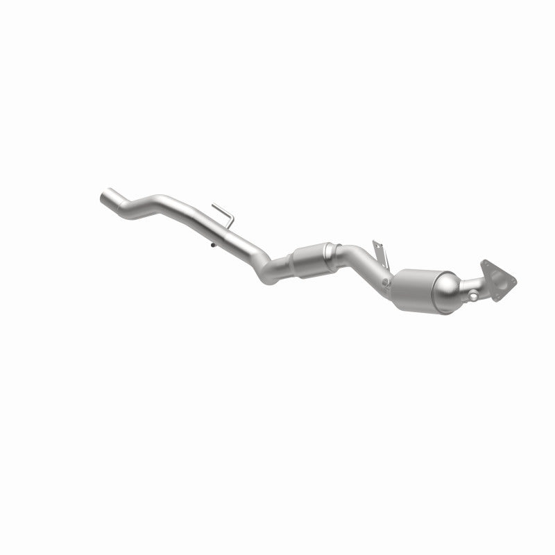 MagnaFlow 11-15 Touareg V6 3.6 Direct Fit Converter OEM Underbody Magnaflow