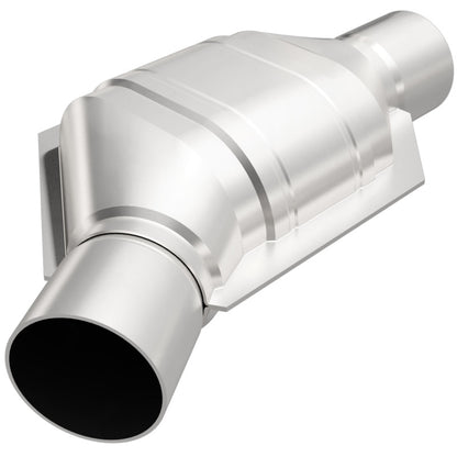 MagnaFlow Conv Univ 2.25in Inlet/Outlet Angled Offset/Center Calif OBDII Magnaflow