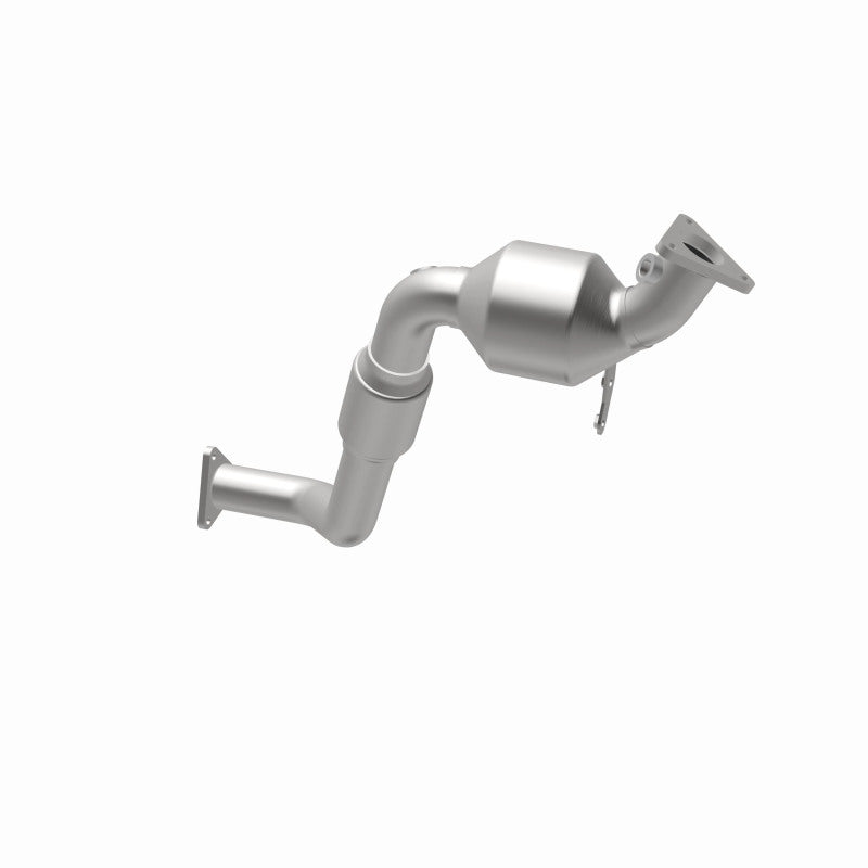 MagnaFlow Conv DF 07 VW Touareg 3.6L Rear close Magnaflow