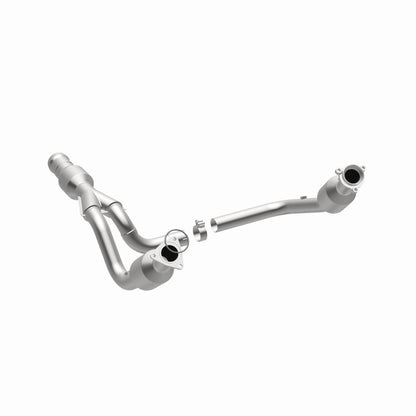 Magnaflow 15-16 Cadillac Escalade 6.2L Direct Fit Converter Magnaflow