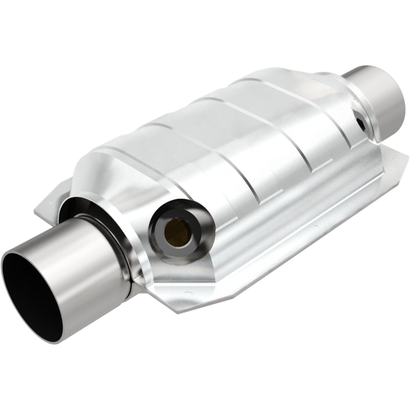 MagnaFlow Conv Univ 2.25 W/Dual O2 Boss Magnaflow
