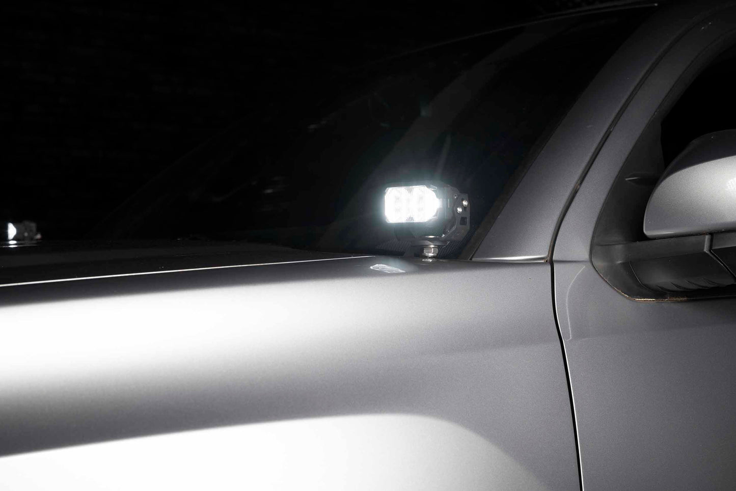 Morimoto 2Banger Ditch Light Kit: 16-23 Tacoma (HXB White Spot Beam)