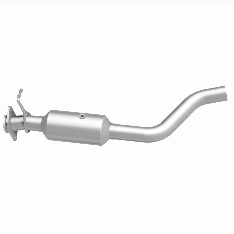 MagnaFlow 22-24 Ford F-650 V8 7.3L Underbody Direct Fit Catalytic Converter Magnaflow