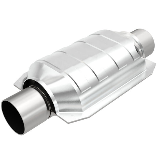 MagnaFlow Conv Univ 2.25inch w/ single O2 Magnaflow