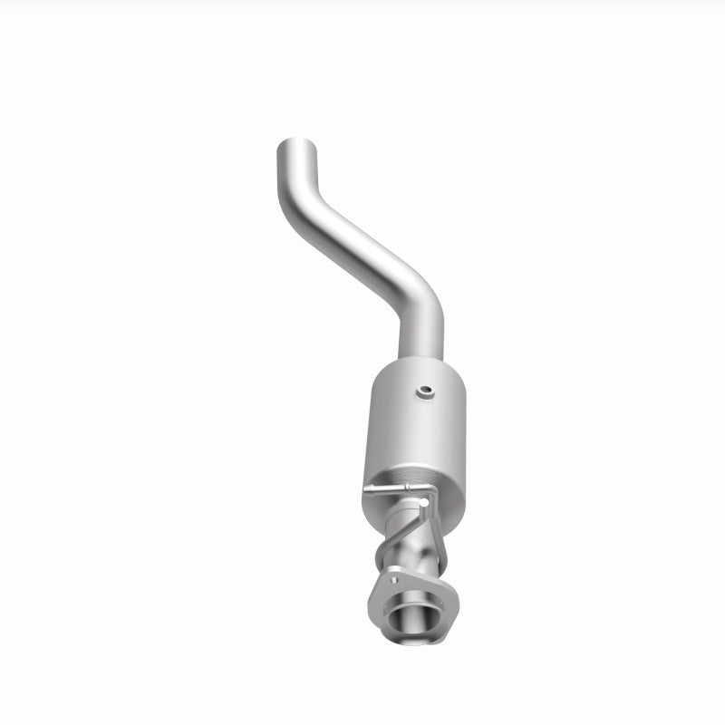 MagnaFlow 22-24 Ford F-650 V8 7.3L Underbody Direct Fit Catalytic Converter Magnaflow