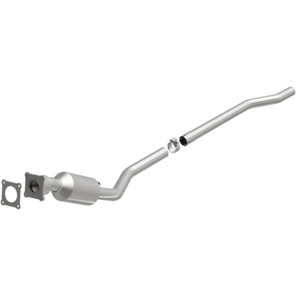 Magnaflow 01-03 Chrysler Town & Country 3.3L Direct Fit Converter Magnaflow
