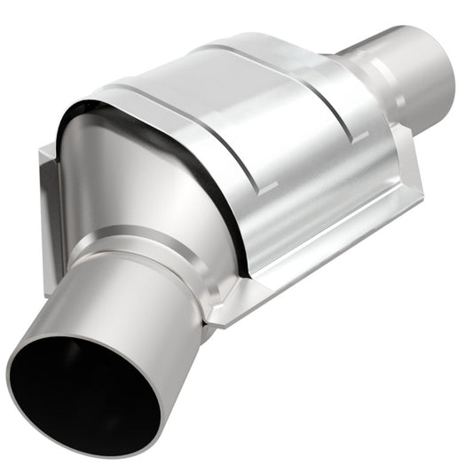 MagnaFlow Conv Univ 2.50inch Angled Inlet Magnaflow