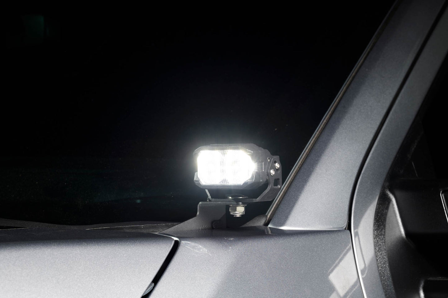 Morimoto 2Banger Ditch Light Kit: 23+ Super Duty (NCS White Combo Beam)