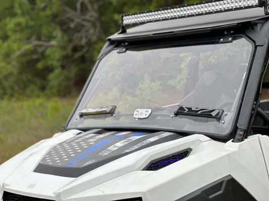 Seizmik Polaris General Scratch-Resistant Hard-Coated Polycarbonate Flip-Up Vented Front Windshield – 50-50224KIT
