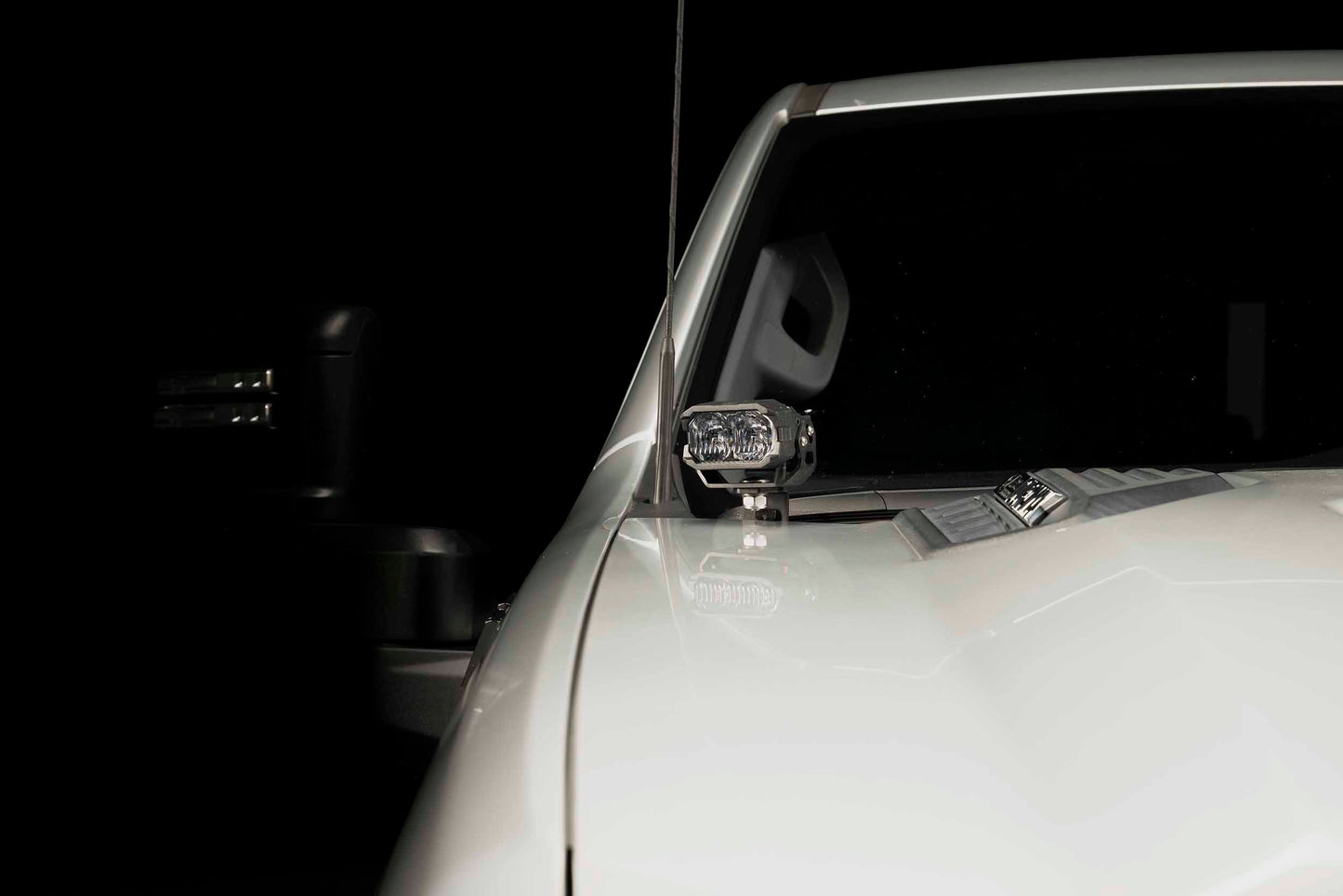 Morimoto 2Banger Ditch Light Kit: 2020+ Silverado HD (HXB Yellow Spot Beam)