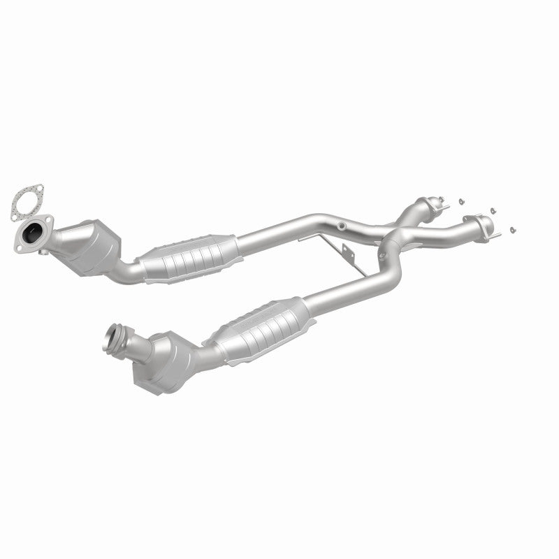 Magnaflow Conv DF 96-98 4.6L *California* Magnaflow