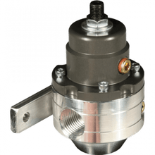 Load image into Gallery viewer, FASS Fuel Systems Adjustable Fuel Pressure Regulator (FPR1001)