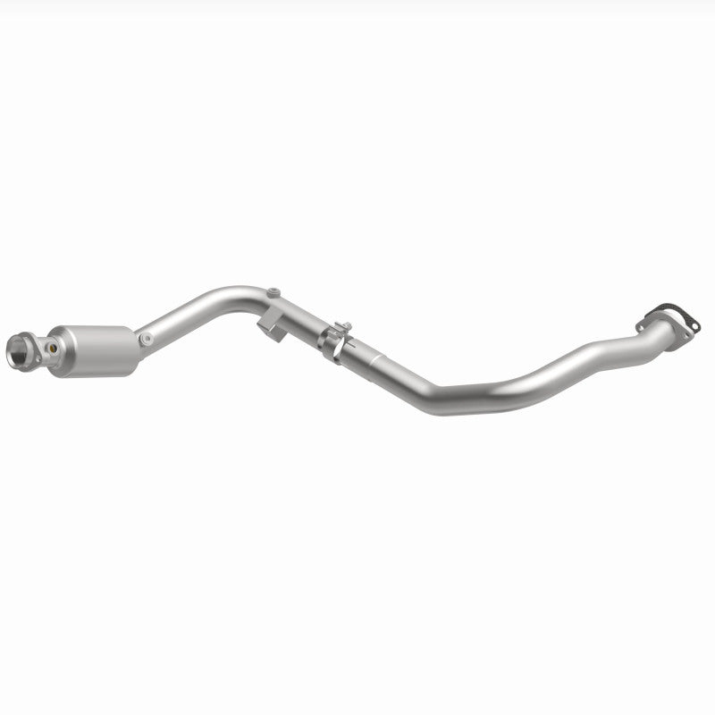Magnaflow 05-06 Land Rover LR3 4.4L Direct Fit Converter Magnaflow