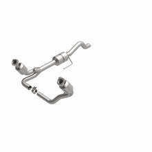 Load image into Gallery viewer, MagnaFlow Conv DF 00-03 Durango 4WD 4.7L