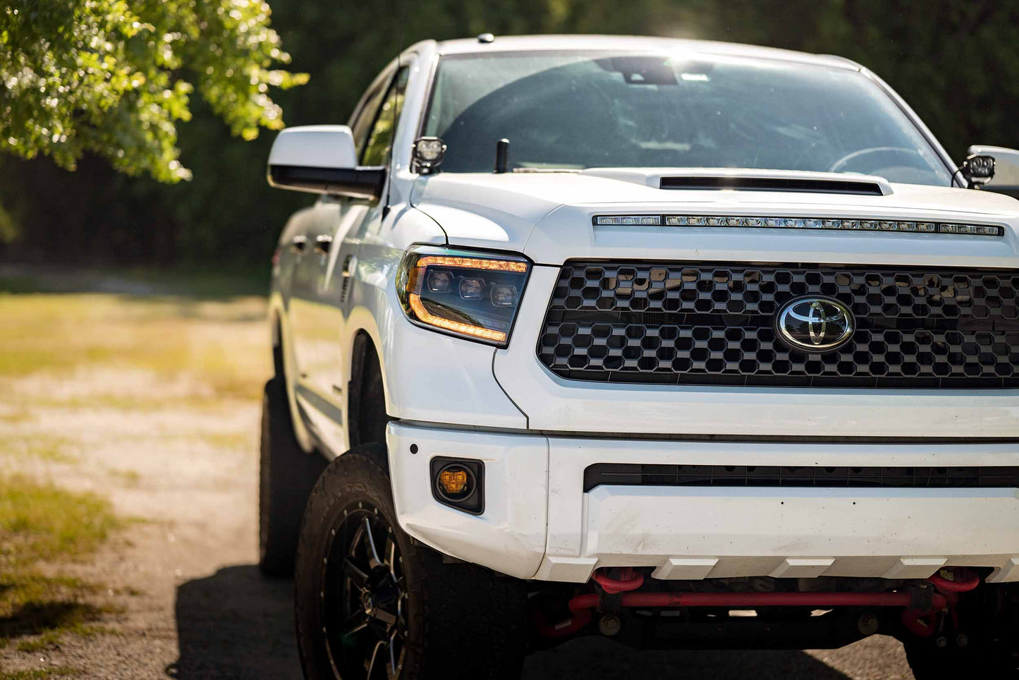 14-18 Sierra 1500 Heads and Red Tails OE LED Tails