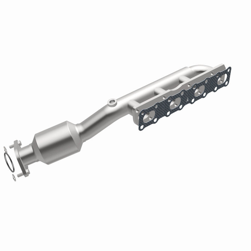 Magnaflow 2004 Nissan Titan 5.6L Direct Fit Converter Magnaflow