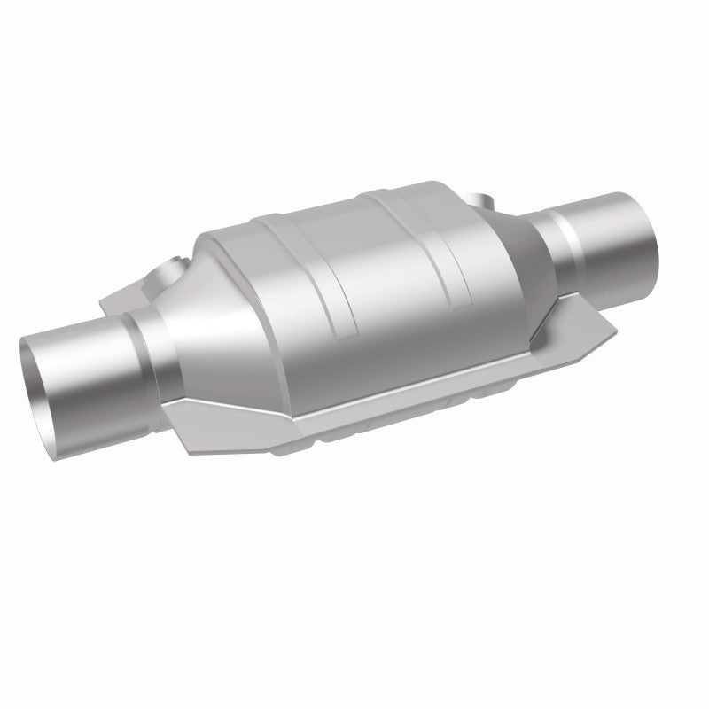 MagnaFlow Conv Univ 2.25 W/Dual O2 Boss Magnaflow