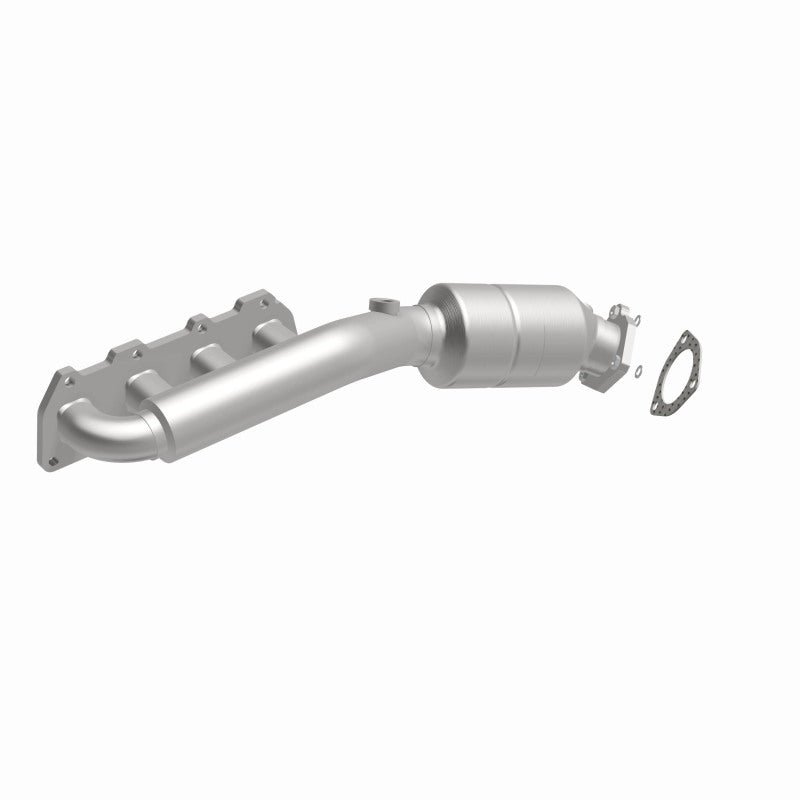 MagnaFlow Conv DF 02-04 VW Passat 4.0L Magnaflow