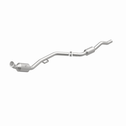 MagnaFlow Conv Direct Fit OEM 2007 Mercedes-Benz E350 Underbody - 69.125in Length Magnaflow