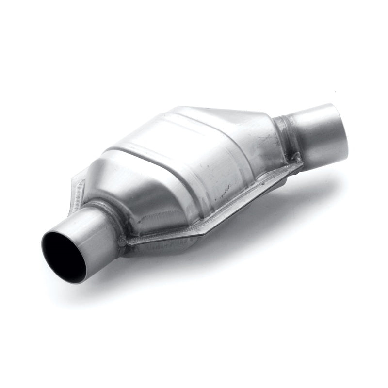 MagnaFlow Conv Univ 2.25in Inlet/Outlet Angled Offset/Center Calif OBDII Magnaflow