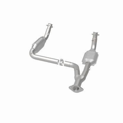 MagnaFlow Conv DF 00-01Tahoe/Yukon V8 5.7L Magnaflow