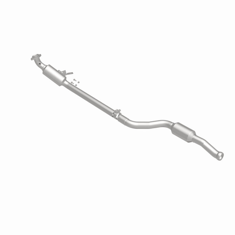 Magnaflow 12-16 E350 V6 3.5 OEM Underbody Direct Fit Converter Magnaflow