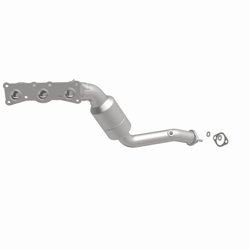 MagnaFlow Conv DF 2008-2010 BMW 528i/528i xDrive 3.0L Underbody