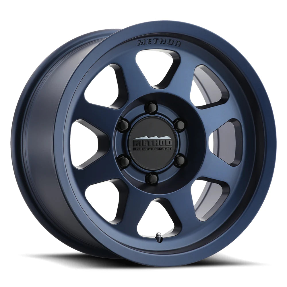 Method 701 BAHIA BLUE 18x9 / 6x5.5 / +18/5.8, 106.25 Hub Bore - MR70189060618