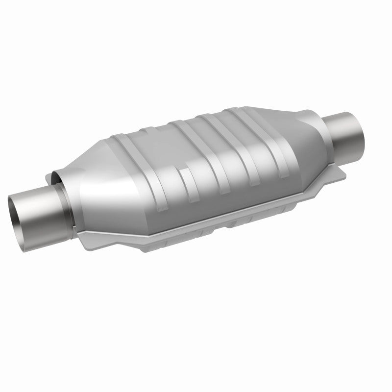 MagnaFlow Conv Univ 2.5in Inlet/Outlet Center/Center Oval 12in Body L x 7in W x 16in Overall L Magnaflow