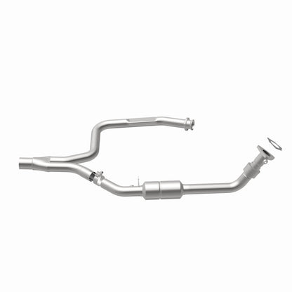 Magnaflow 98-99 Chevrolet Camaro 5.7L Direct Fit Converter Magnaflow