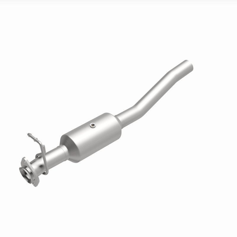 MagnaFlow 16-19 Ford F-53 V10 6.8L Underbody Direct-Fit Catalytic Converter Magnaflow