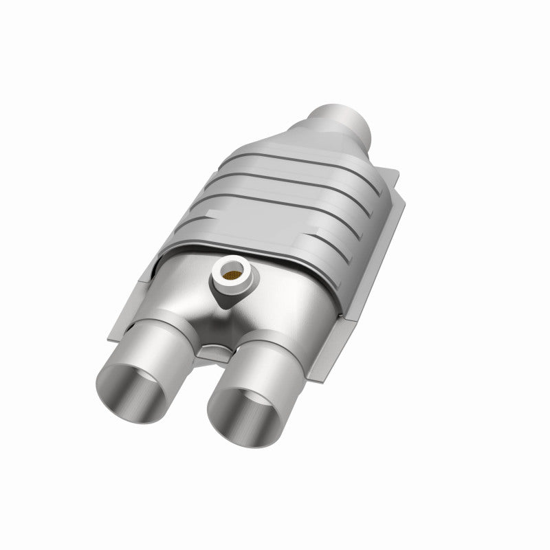 MagnaFlow Conv Univ 2/2.5 Single O2 Boss Magnaflow
