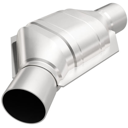 MagnaFlow Conv Univ 2.25in Inlet/Outlet Angled Offset/Center Calif OBDII Magnaflow