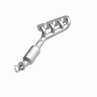 Magnaflow 11-13 QX56 V8 5.6 OEM Manifold Direct Fit Converter Magnaflow