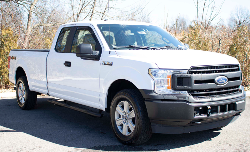 Fishbone Offroad 09-14 Ford F150 Super Crew Cab Oval Side Steps - Black Textured Fishbone Offroad