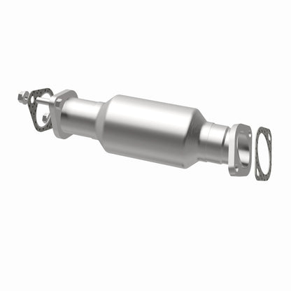 MagnaFlow Conv Direct Fit 2011 Kia Sorento 3.5 Underbody Magnaflow