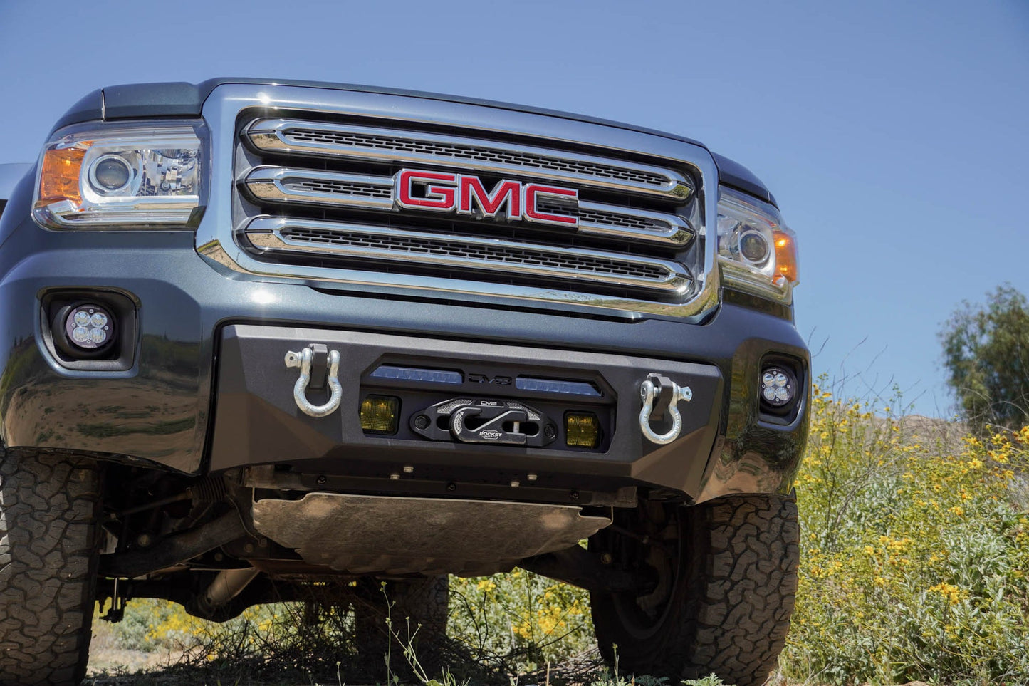 DV8 Offroad 2015-2020 GMC Canyon Centric Front Bumper