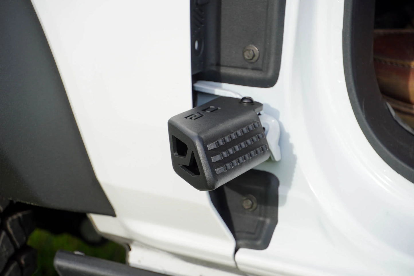 DV8 Offroad 2021+ Ford Bronco Foot Peg Pair - Black STBR-01