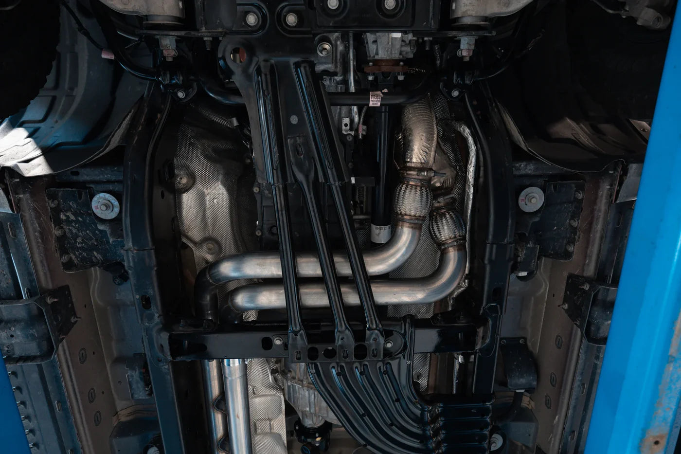 MBRP 3-Inch Cat-Back Exhaust | Race Profile | Dual Rear Exit | Carbon Fiber Tips | T304 Stainless Steel | S51573CF
