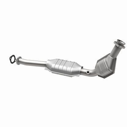 Magnaflow Conv DF 03-06 Ford Crown Victoria / 03-06 Lincoln Town Car 4.6L (California) Magnaflow