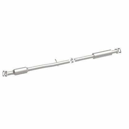 MagnaFlow Conv Direct Fit OEM 14-15 Hyundai Tucson 2.0L Underbody Magnaflow