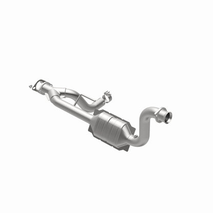 MagnaFlow Conv DF 07-09 Chrysler/Dodge Aspen/Durango 5.7L Passenger Side Magnaflow