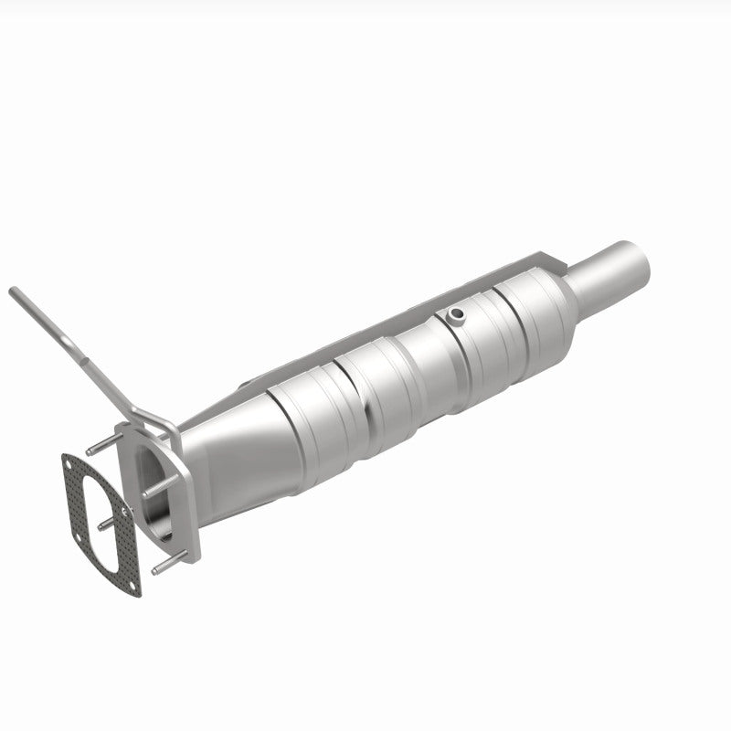 MagnaFlow 09-19 Ford F53 V10 6.8L Underbody 6.8L Direct Fit Catalytic Converter Magnaflow