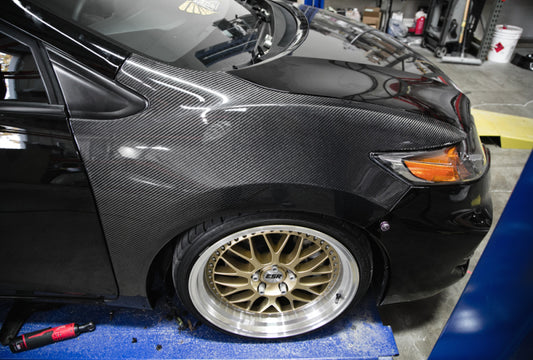 Seibon 14-15 Honda Civic 2 Door OE-Style Carbon Fiber Fenders Seibon